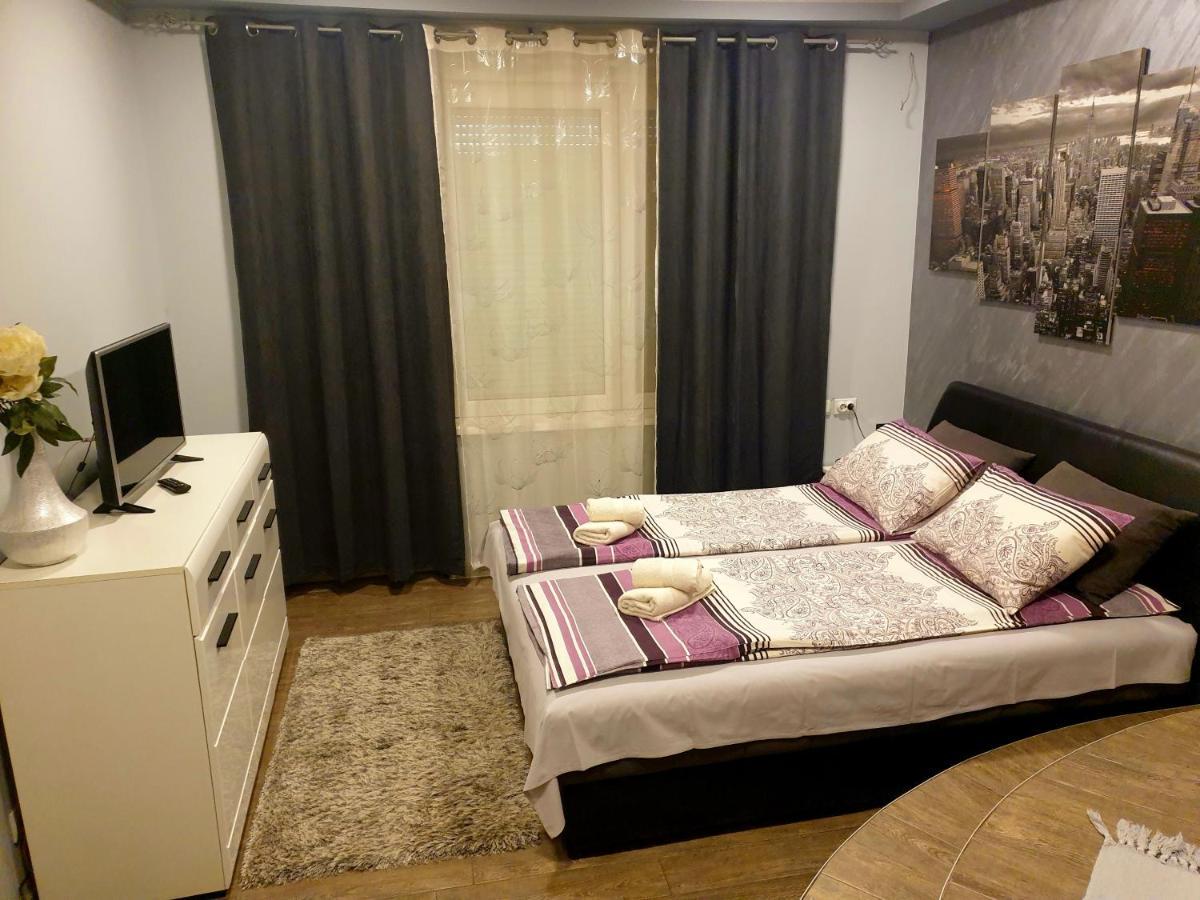Ceca Apartman Nis Exterior foto