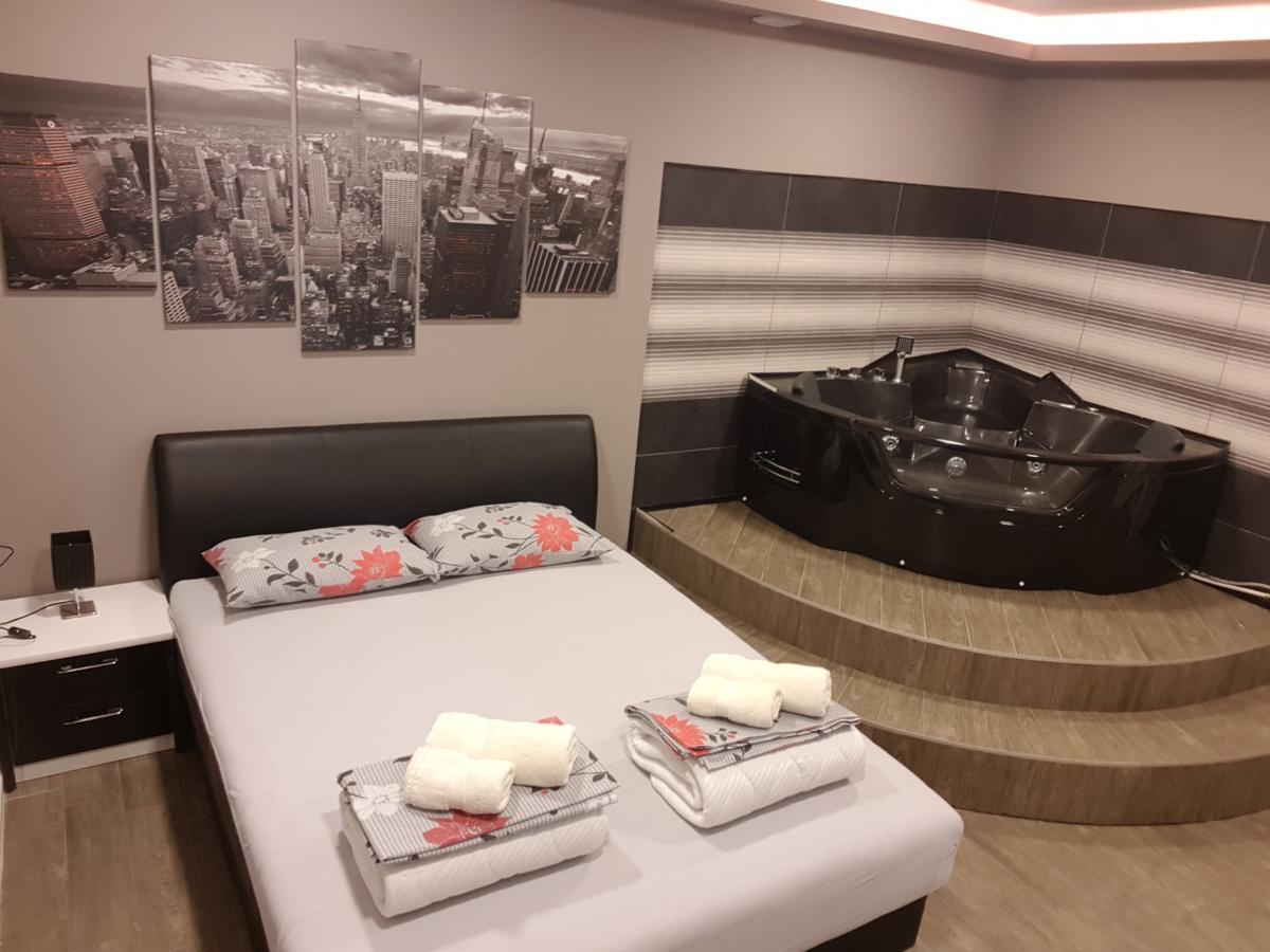 Ceca Apartman Nis Exterior foto